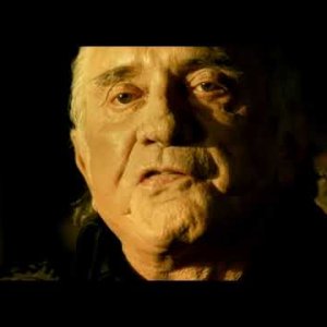 Johnny Cash - Hurt (Official Music Video)